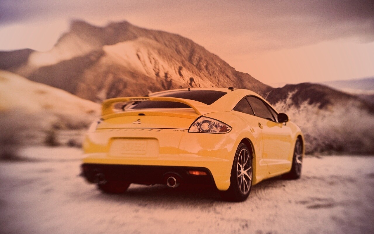 Mitsubishi в горах обои