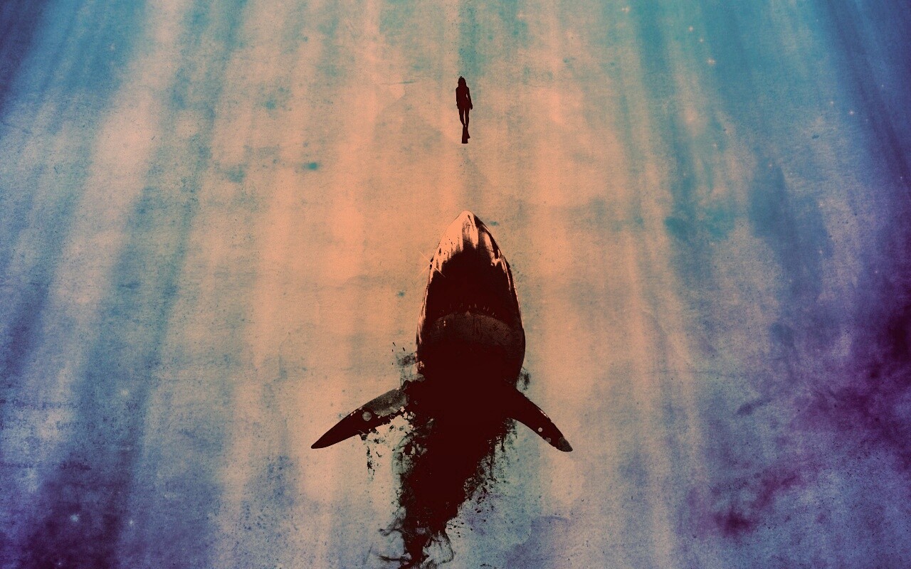 Акула гонится за человеком обои