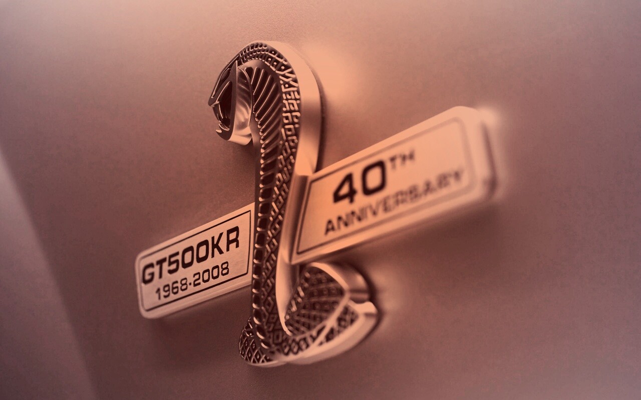 Шильдик Ford Mustang Shelby обои