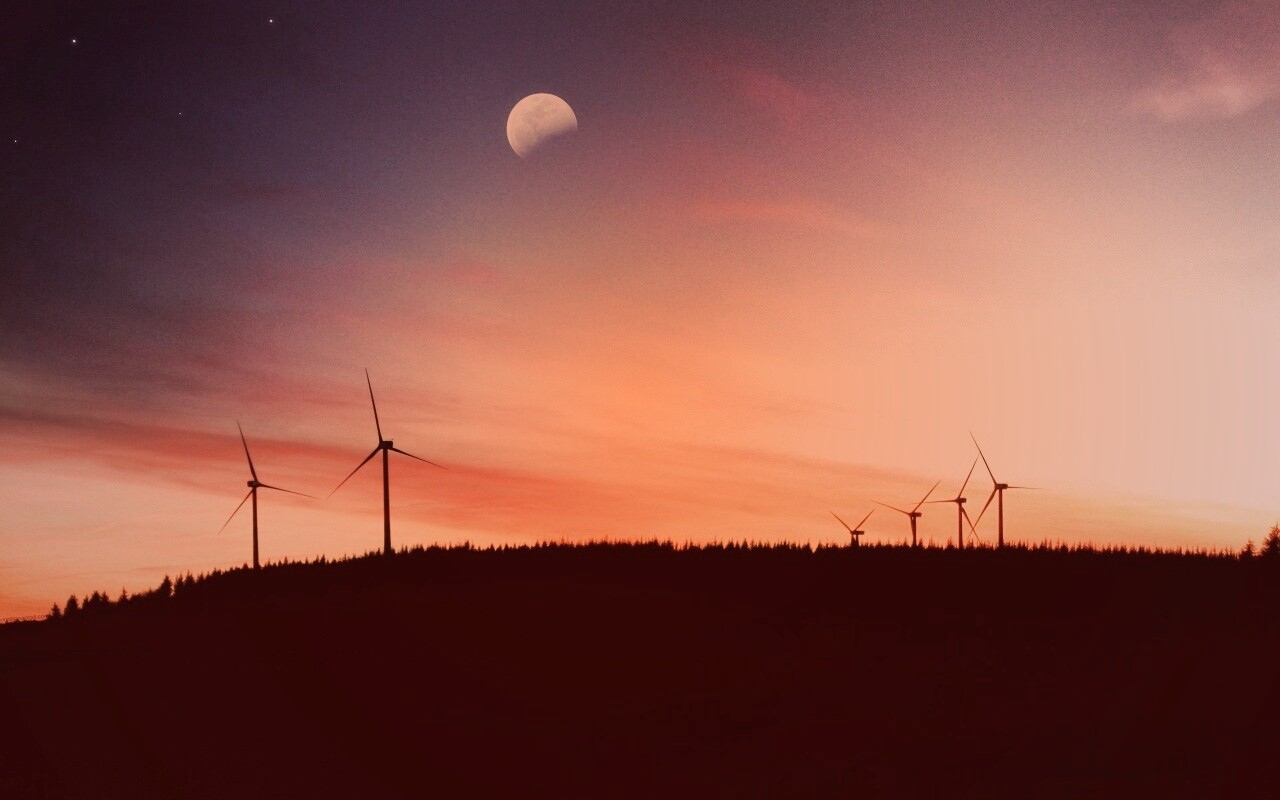 Закат за холмом обои