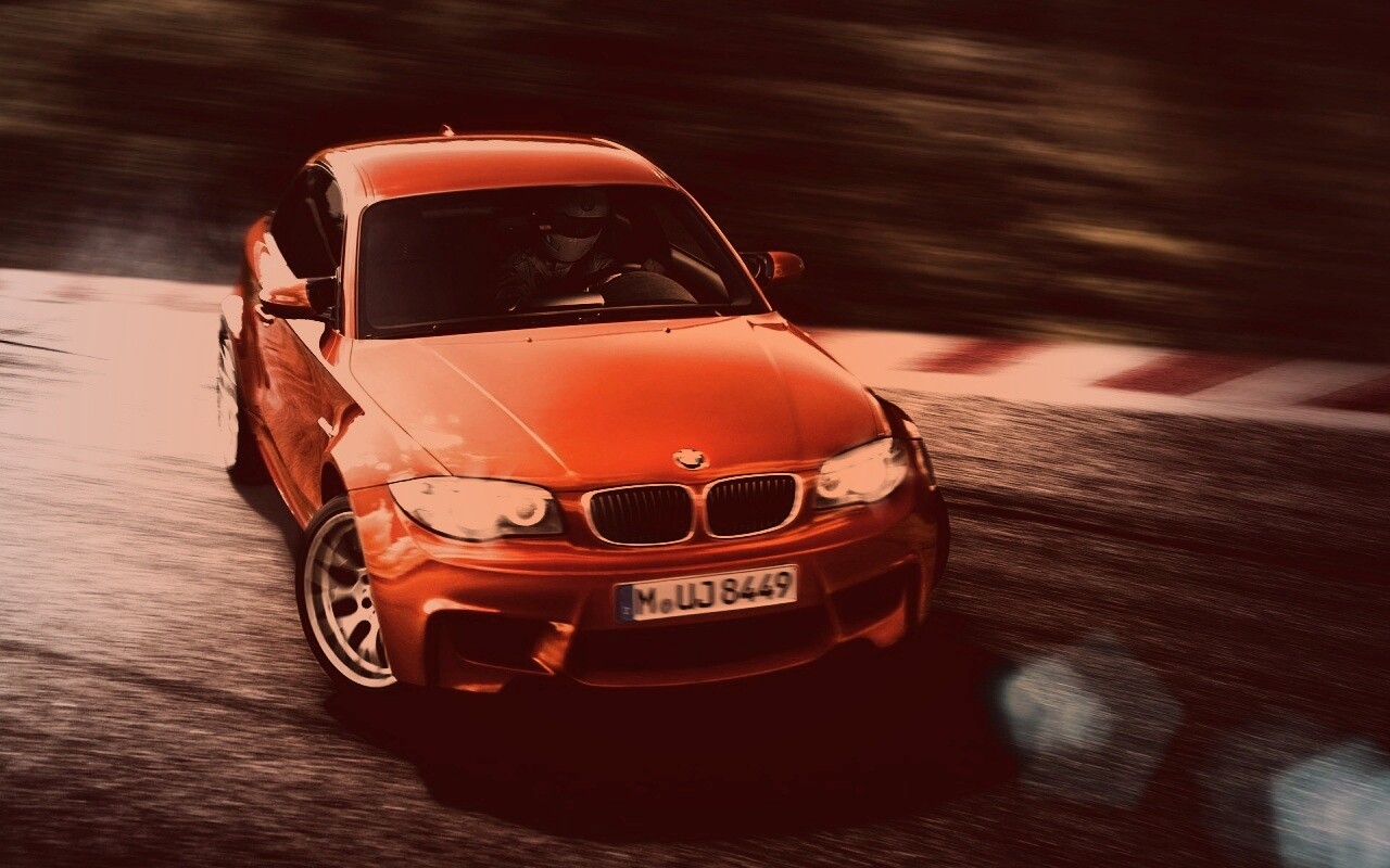 BMW M1 в заносе на треке обои