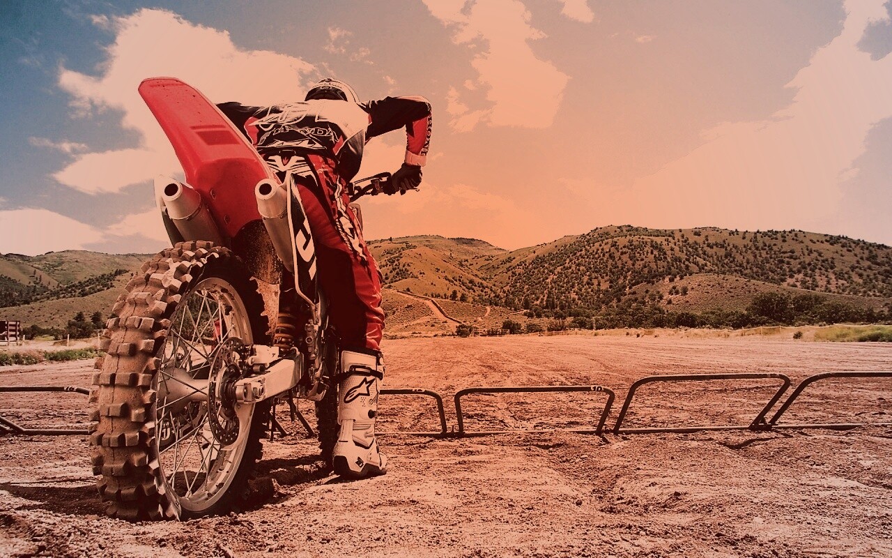 Спортивный мотоцикл обои