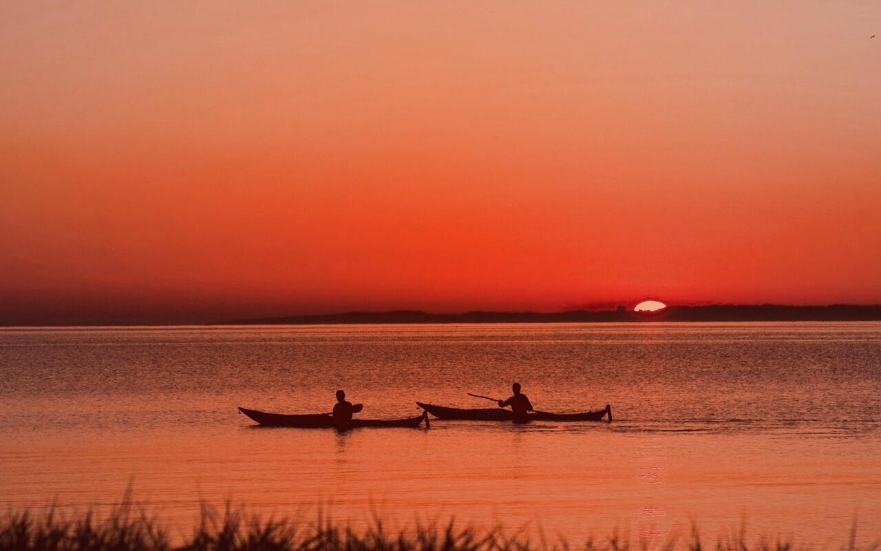 Рыбаки на лодках обои
