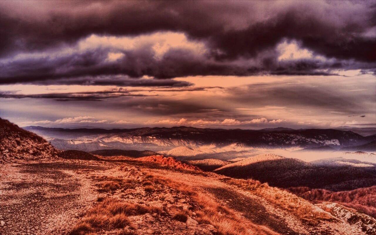 Горы в HDR обои