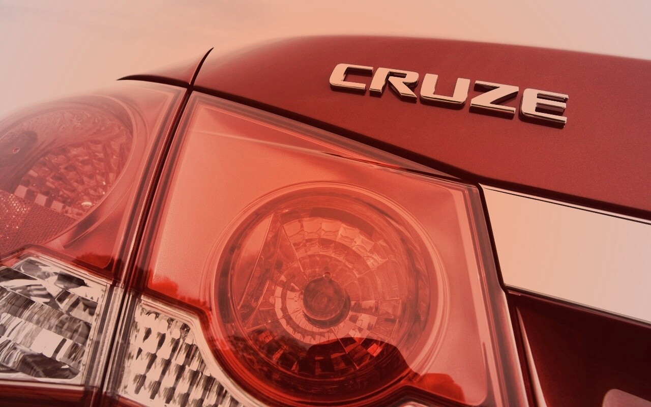 Шильдик Chevrolet Cruze обои