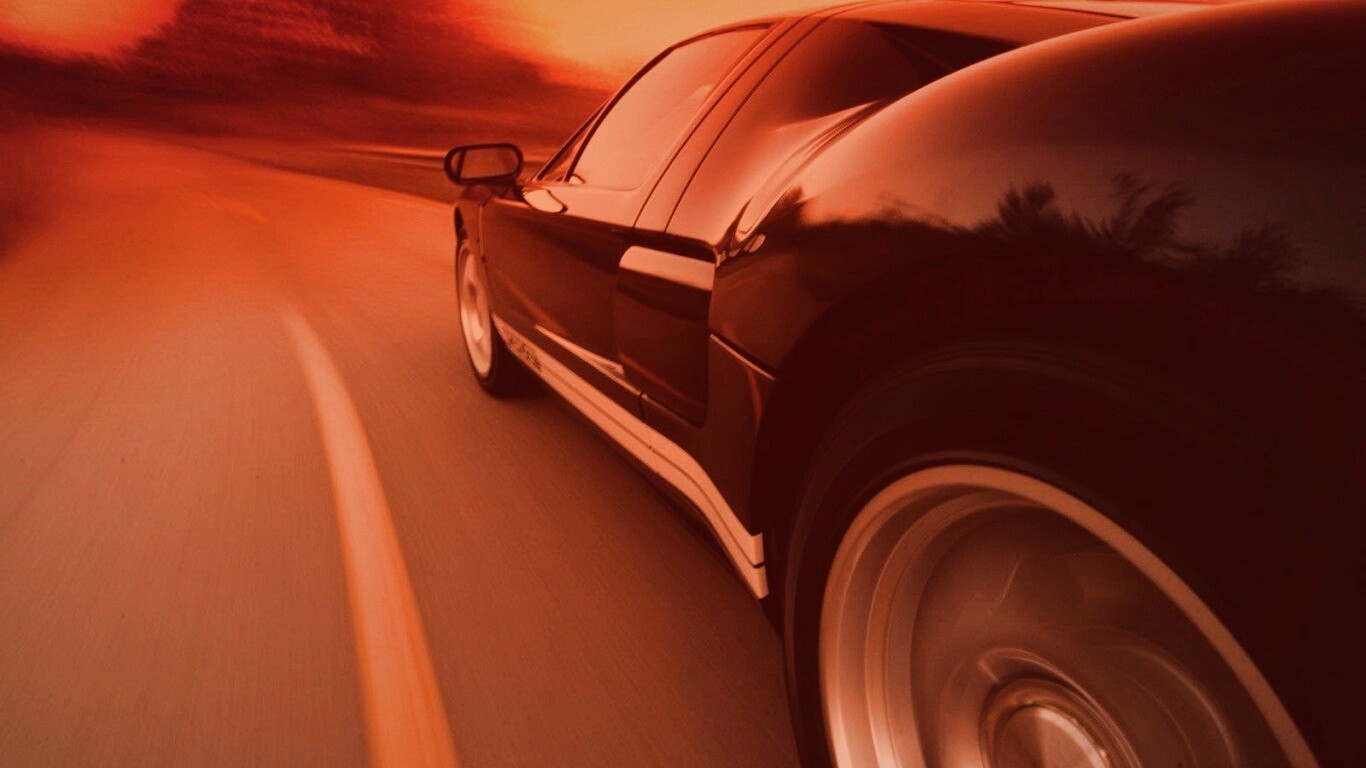 Авто на повороте обои