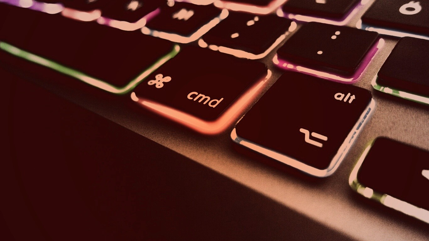 Разноцветная клава макбука обои