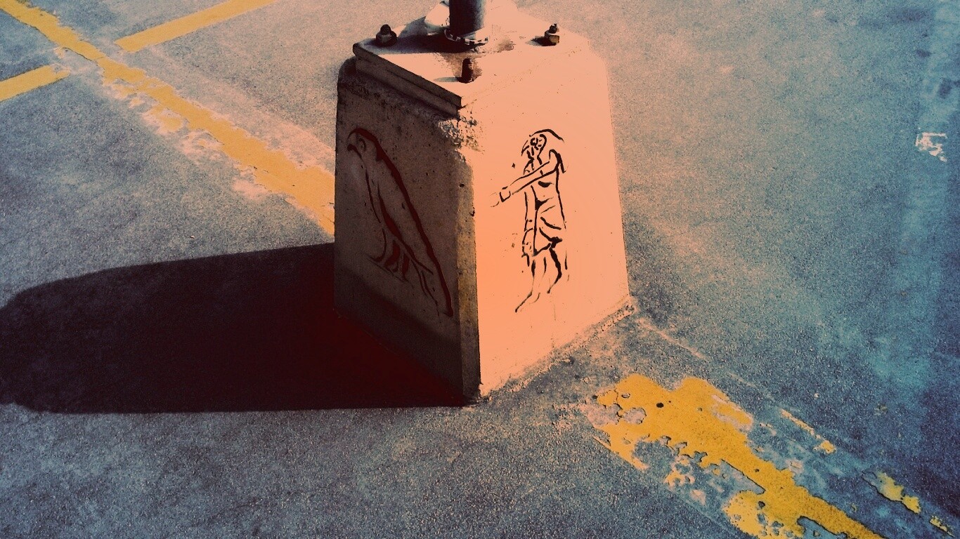 Египетские иероглифы на столбе обои