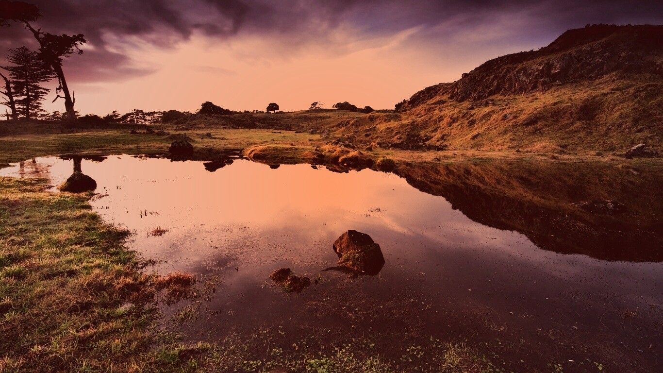 Затопленная долина в Новой Зеландии обои
