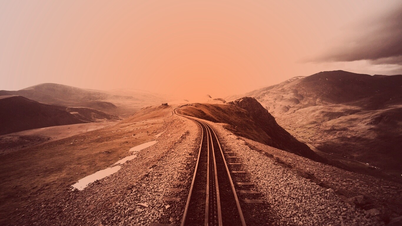 Рельсы уходящие вдаль обои