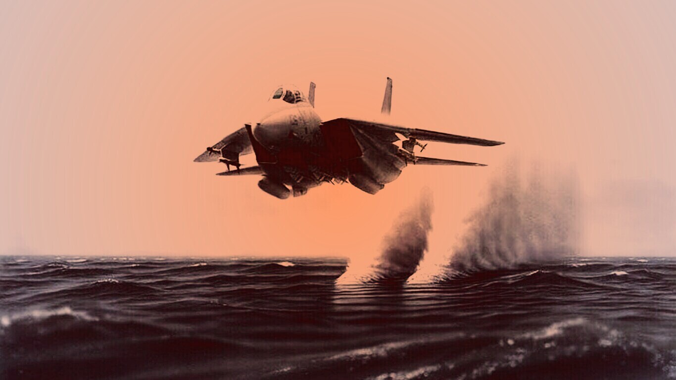 Истребитель над водой обои