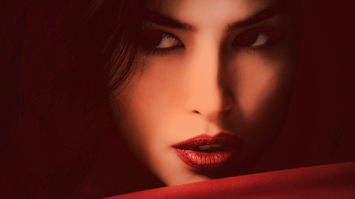 Женский взгляд обои