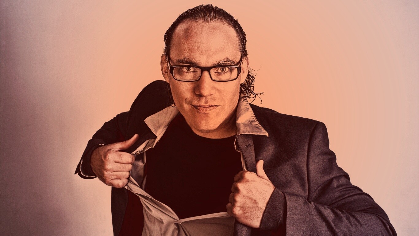 Спешит на помощь обои