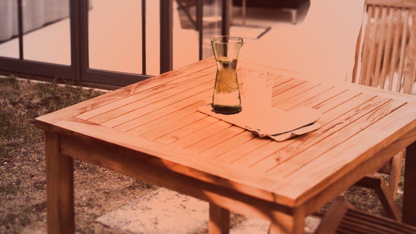 Фужер с водой обои