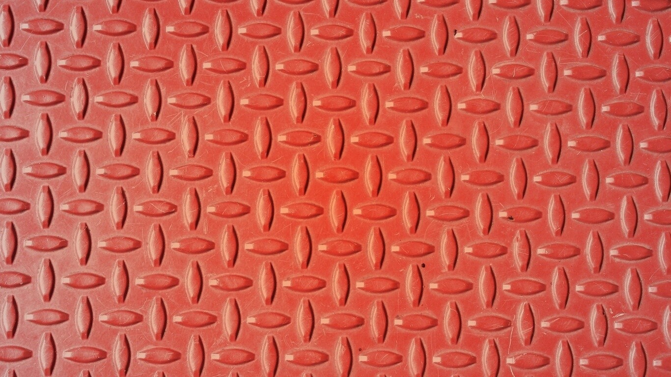 Стальной лист красного цвета обои