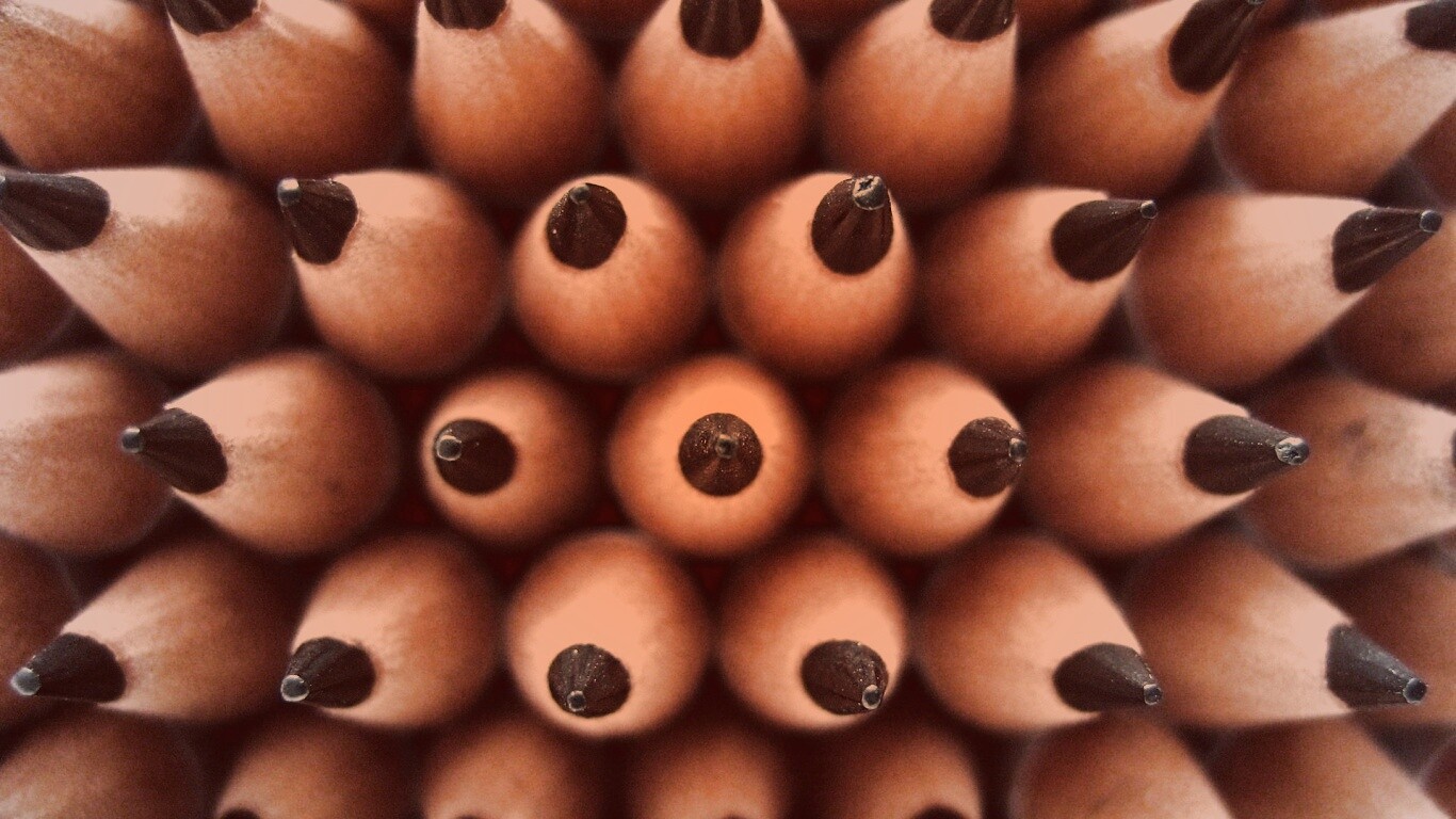 Чёрные карандаши обои