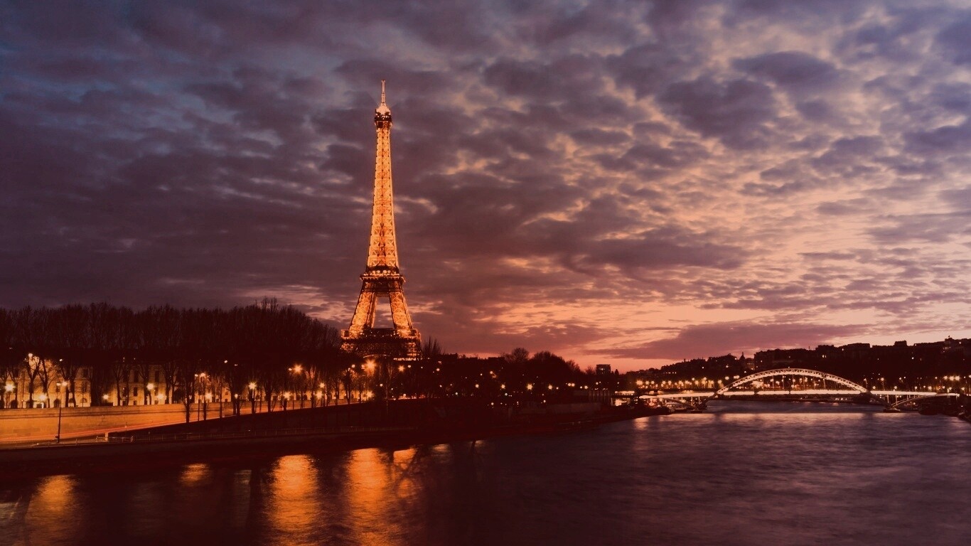 Эйфелева башня в Париже обои