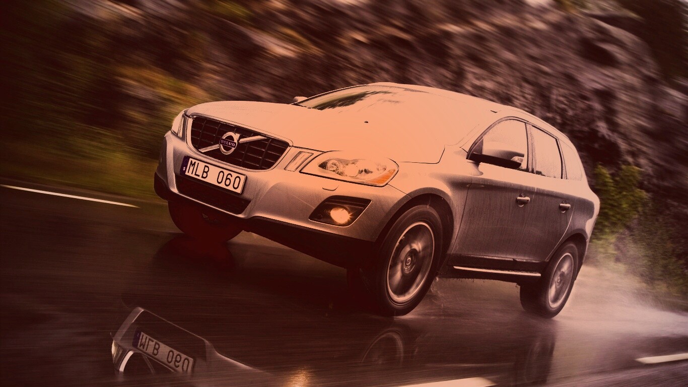 Кроссовер Вольво обои