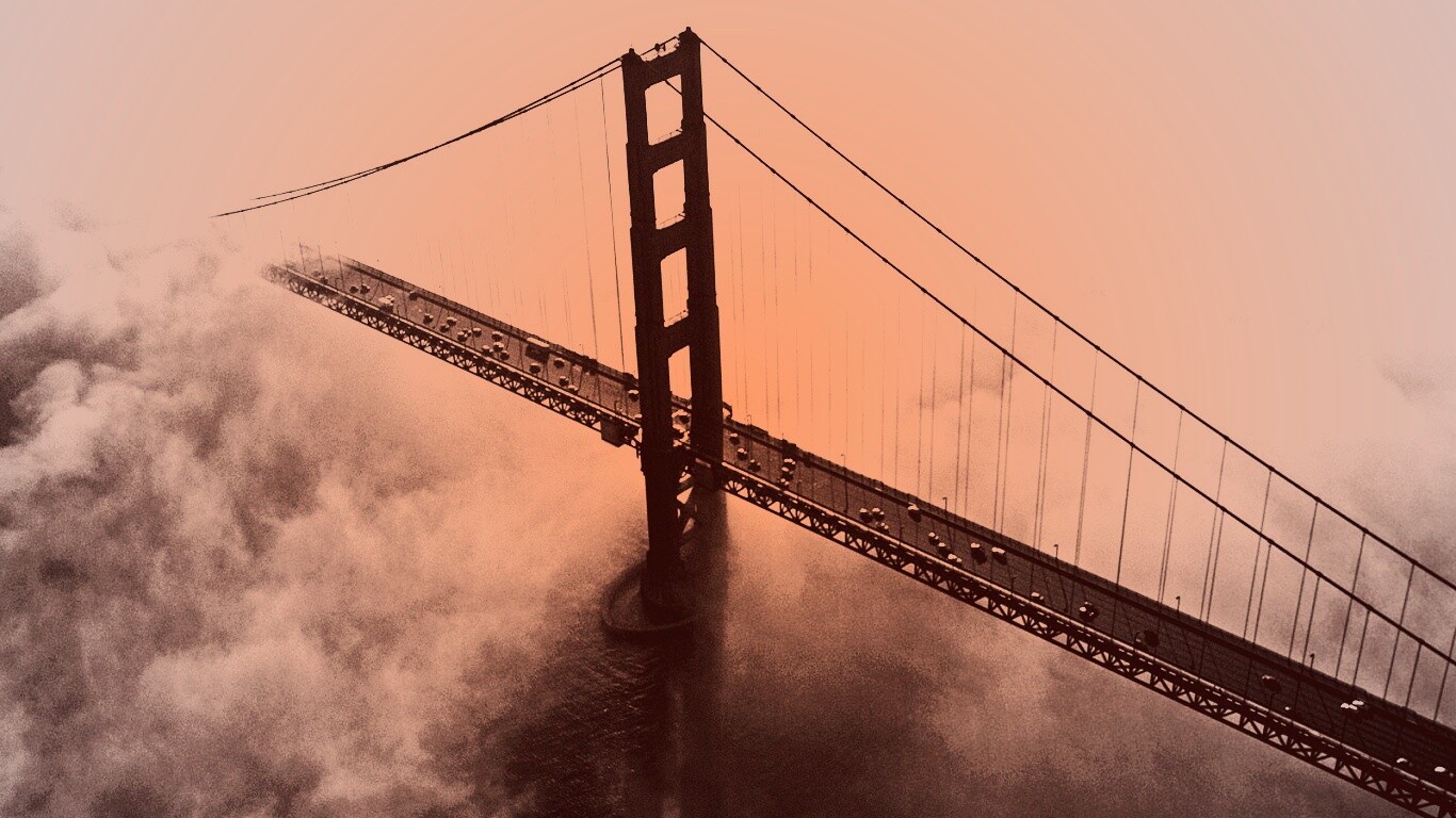 Мост Золотые ворота утопает в тумане обои