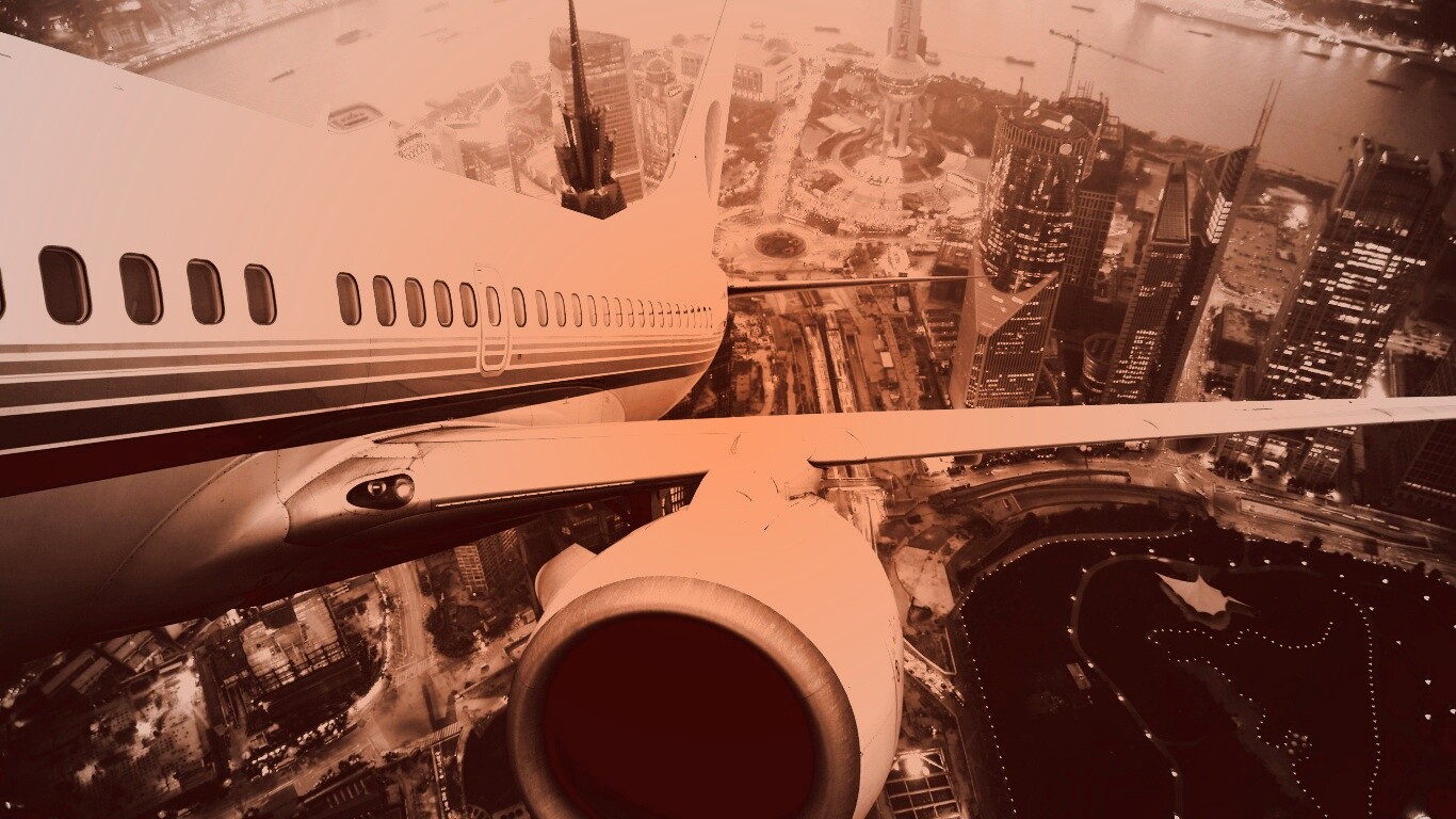 Взлет над городом обои