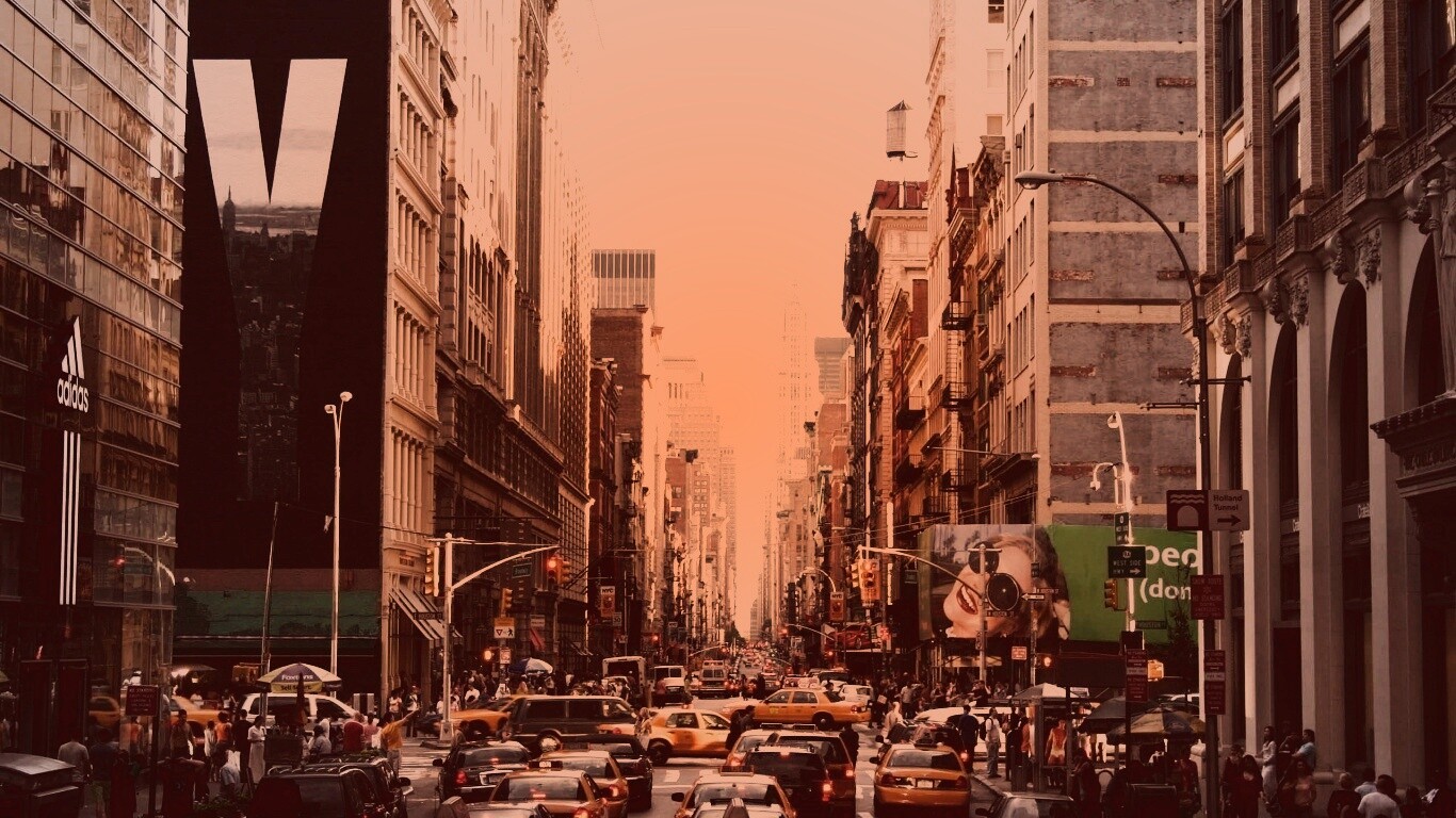 Людная Нью-Йоркская улица обои