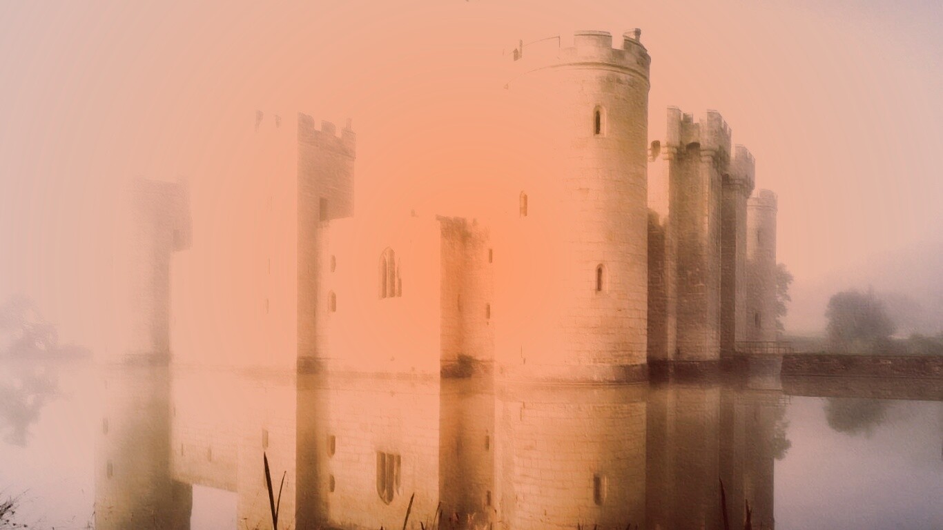 Замок на озере обои