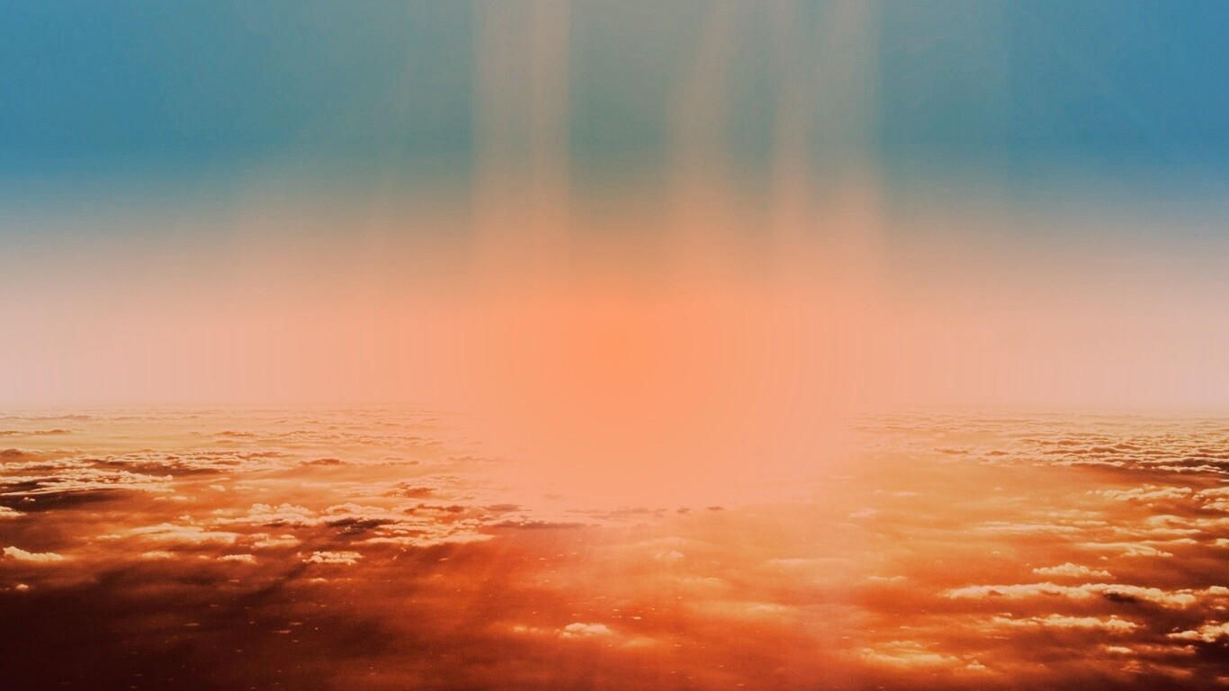 Восход над облаками обои