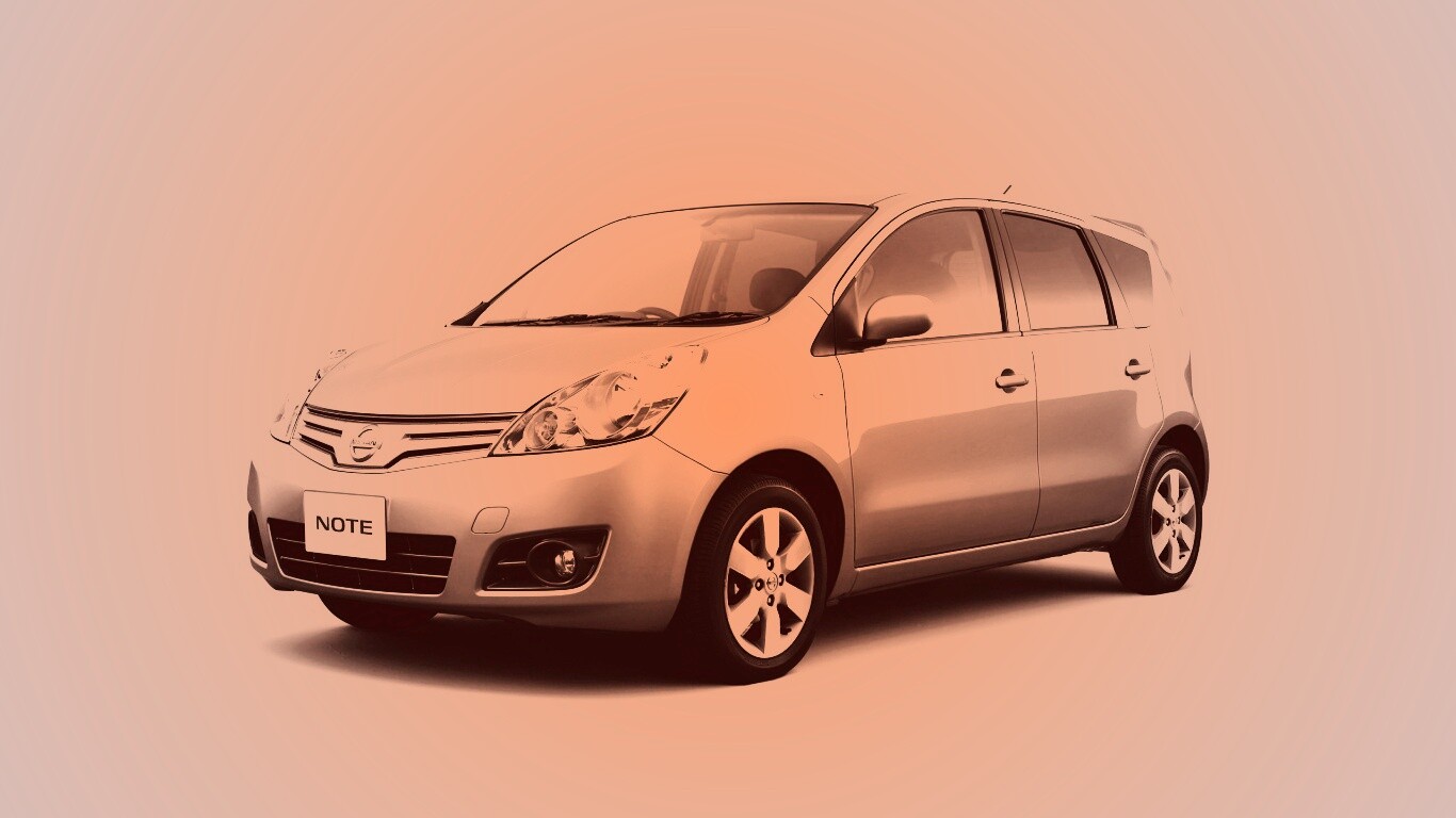 Nissan Note обои