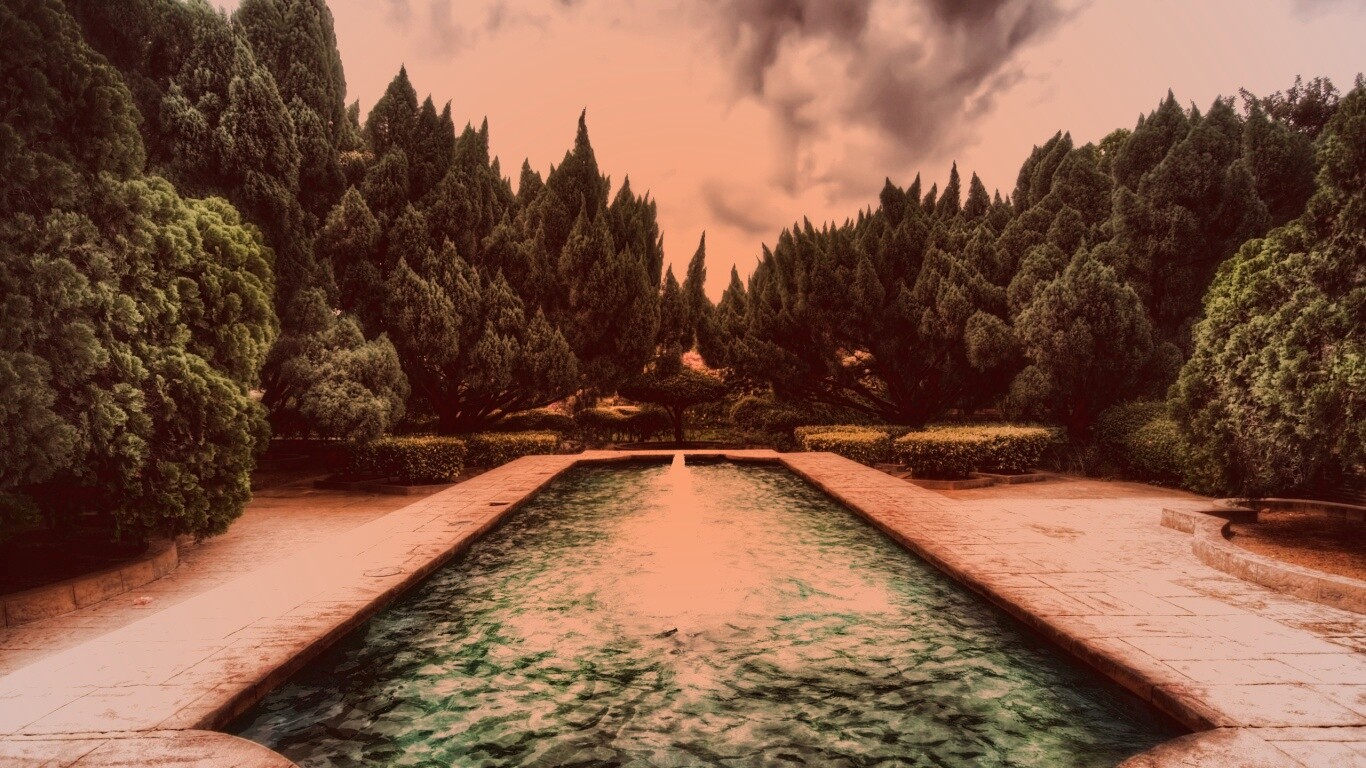 Фонтан в заповеднике обои