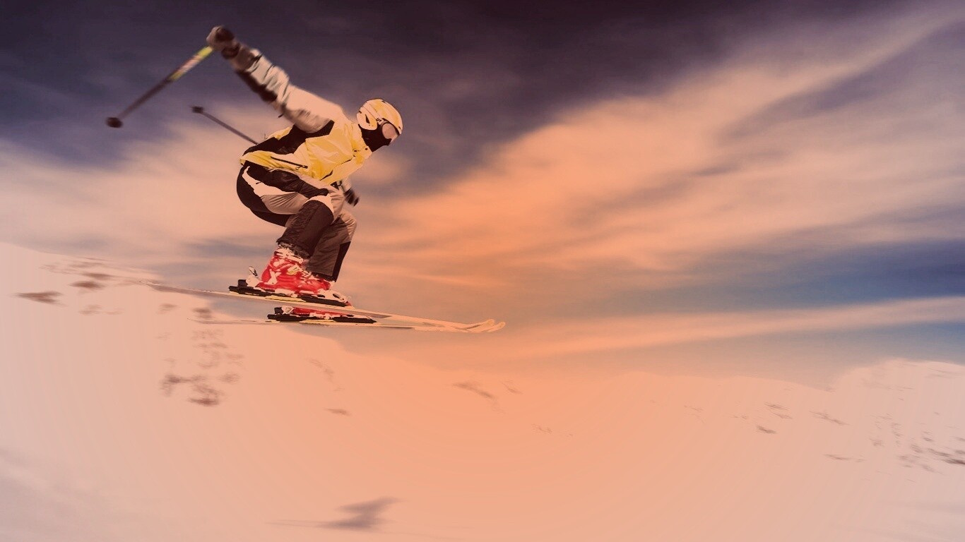 Лыжник в прыжке обои
