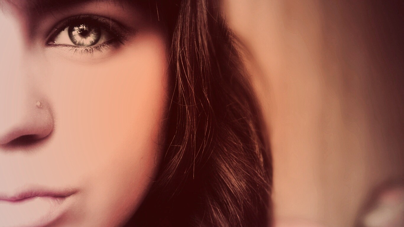 Лицо крупным планом обои