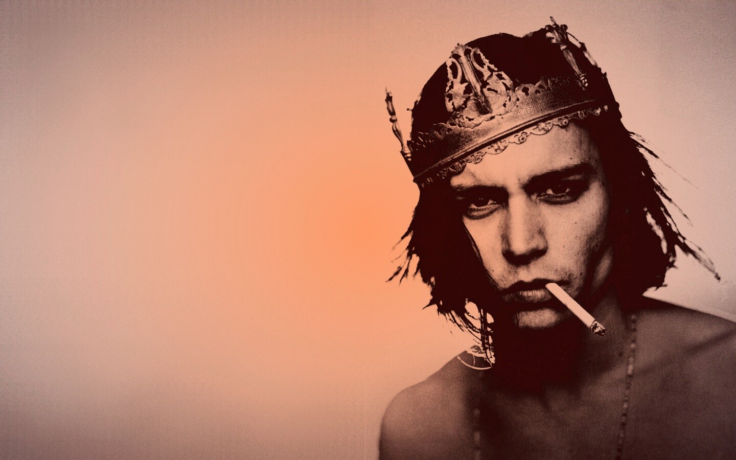 Джонни Депп в короне обои