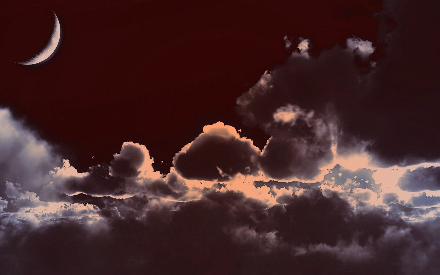 Облака и луна в ночном небе обои