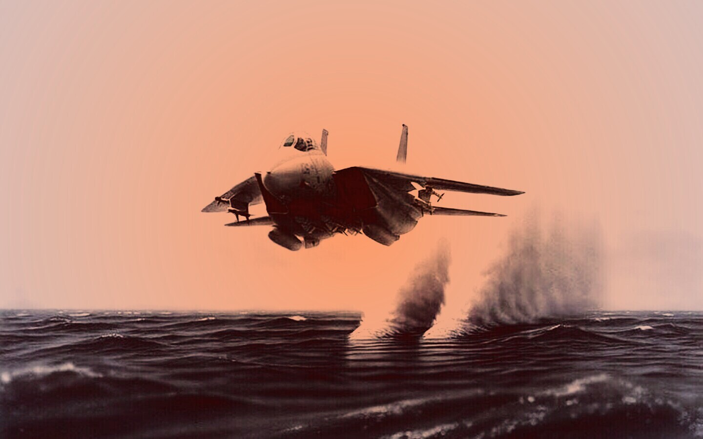 Истребитель над водой обои