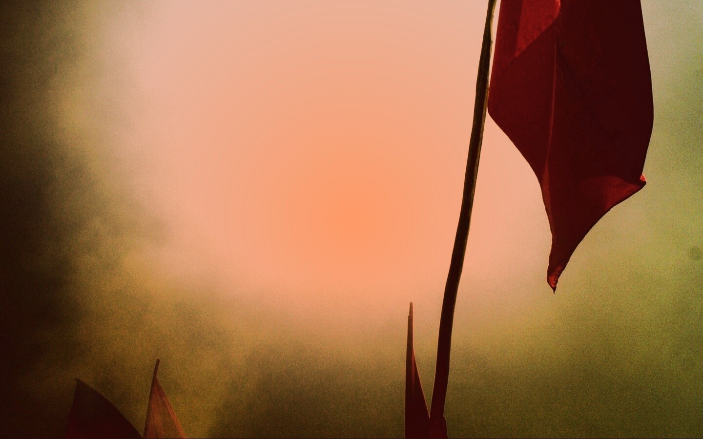 Красный флаг обои
