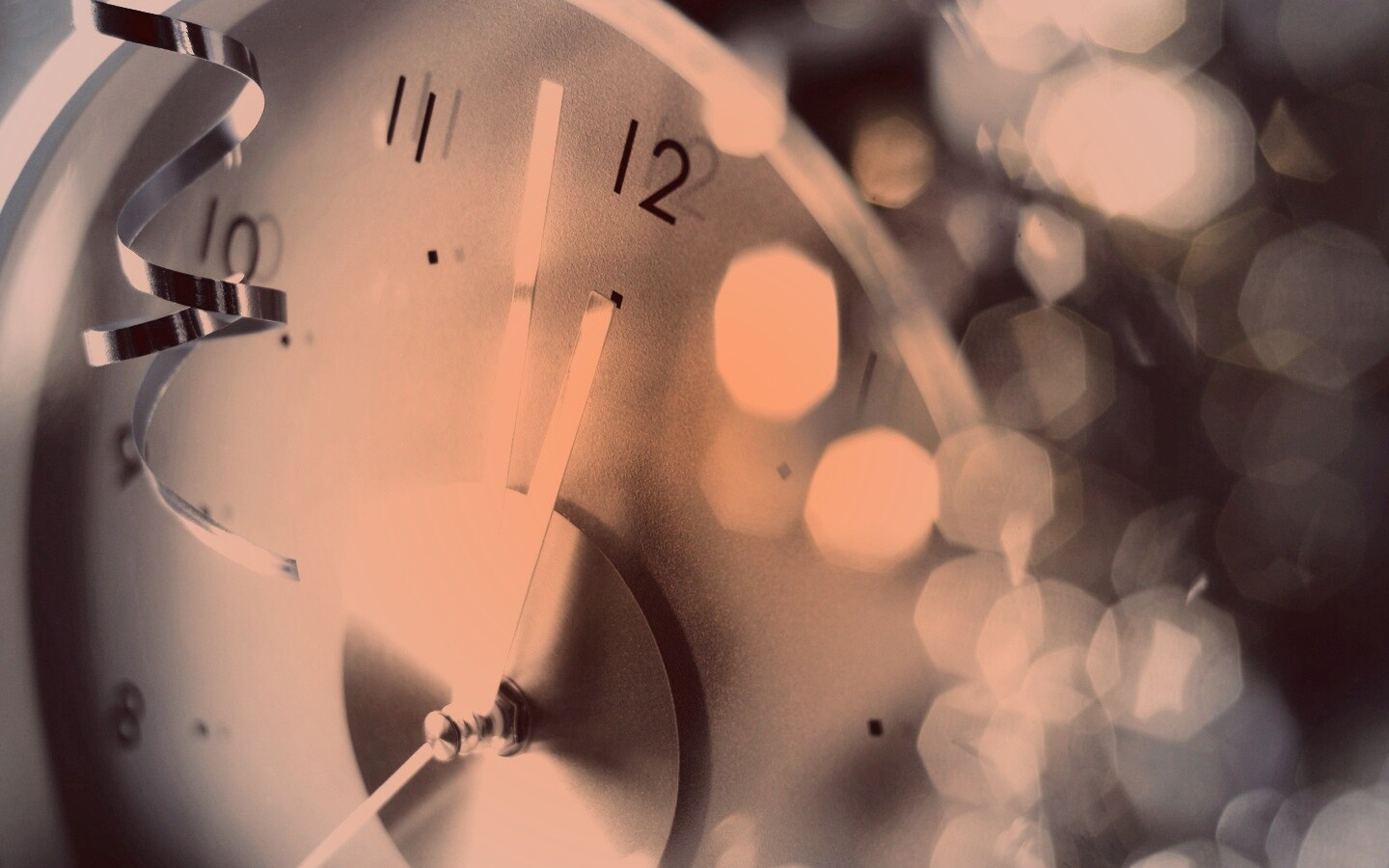 Часы в ожидании нового года обои