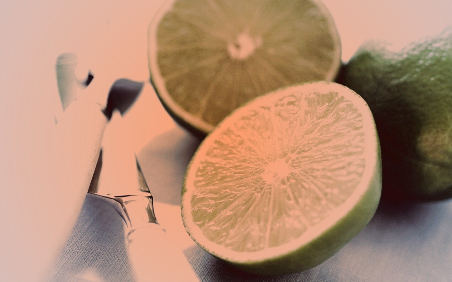 Нож, вилка и лайм обои