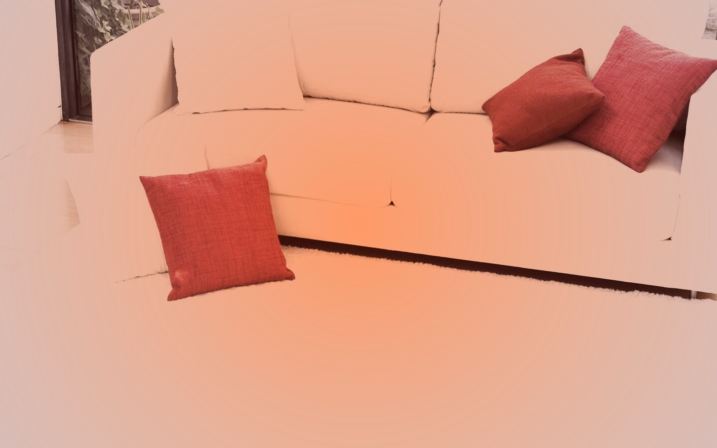 Диван с подушками обои