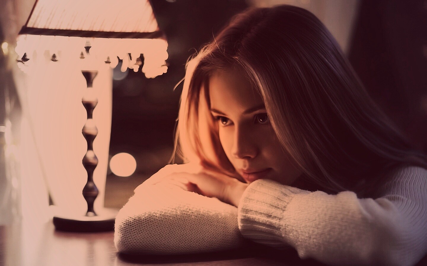 Задумалась обои