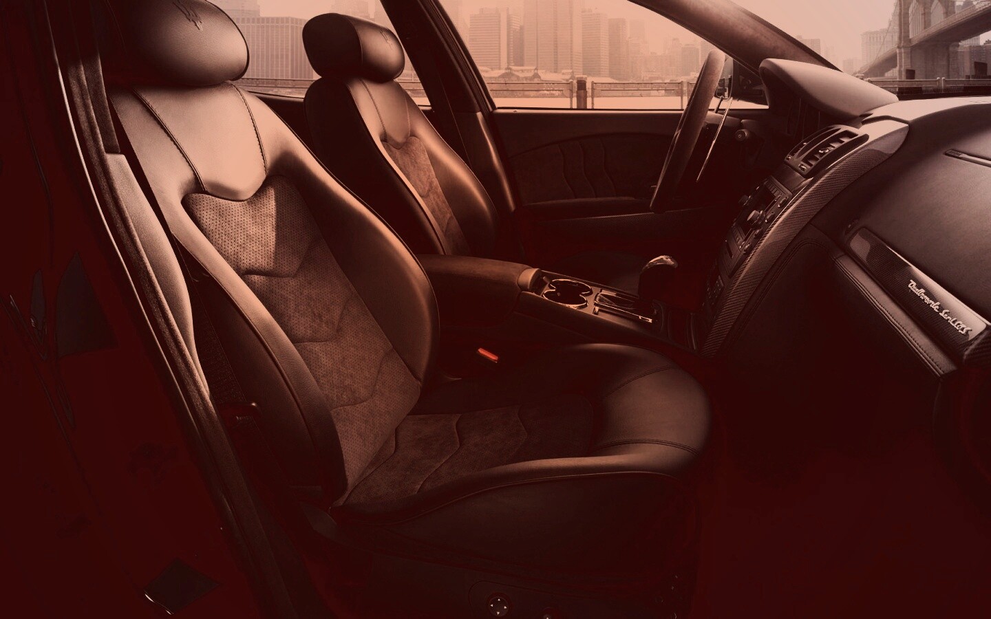 Салон мазерати quattroporte обои