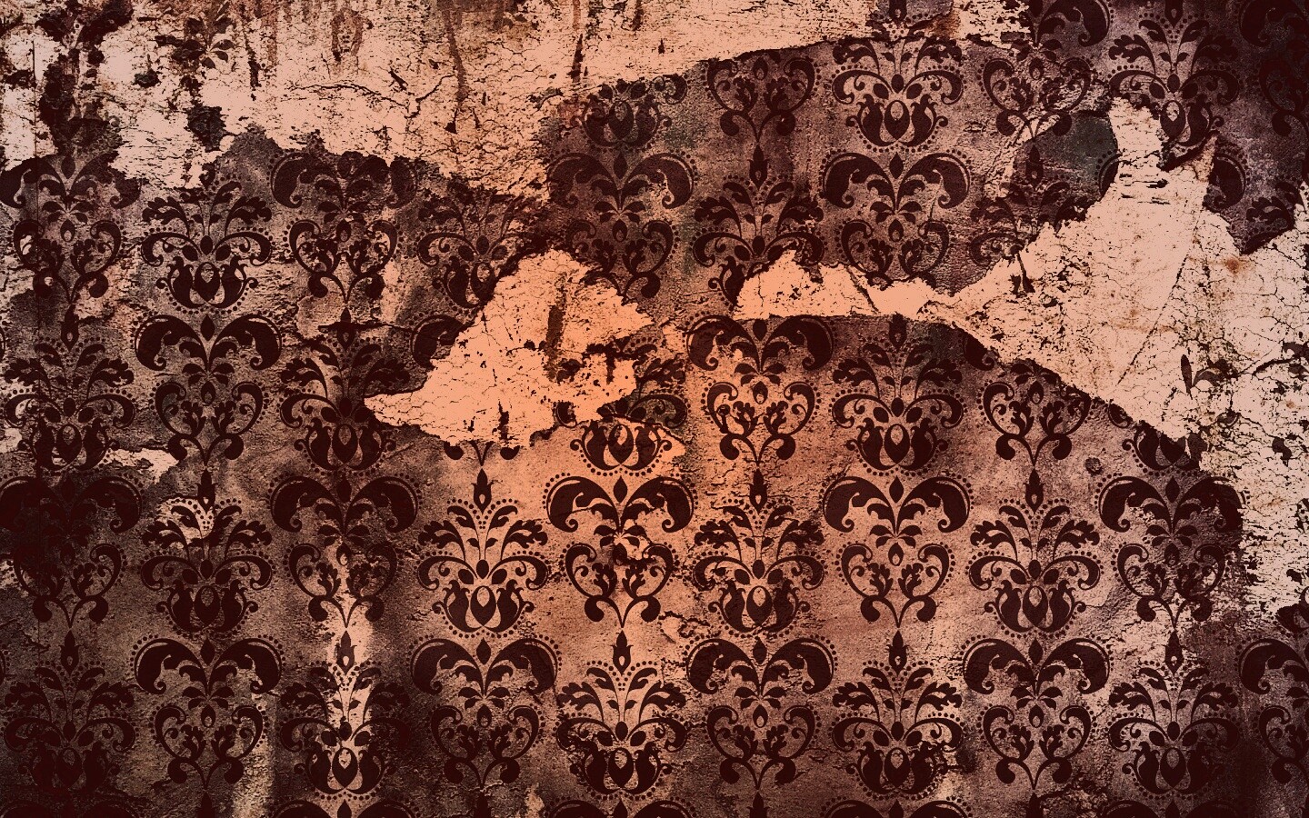 Рваные винтажные обои и штукатурка обои