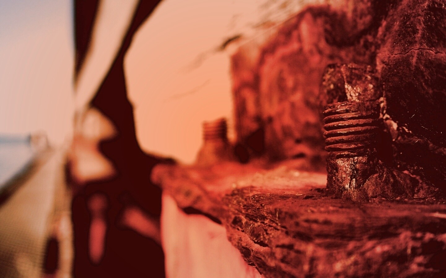 Проржавевшие болты обои