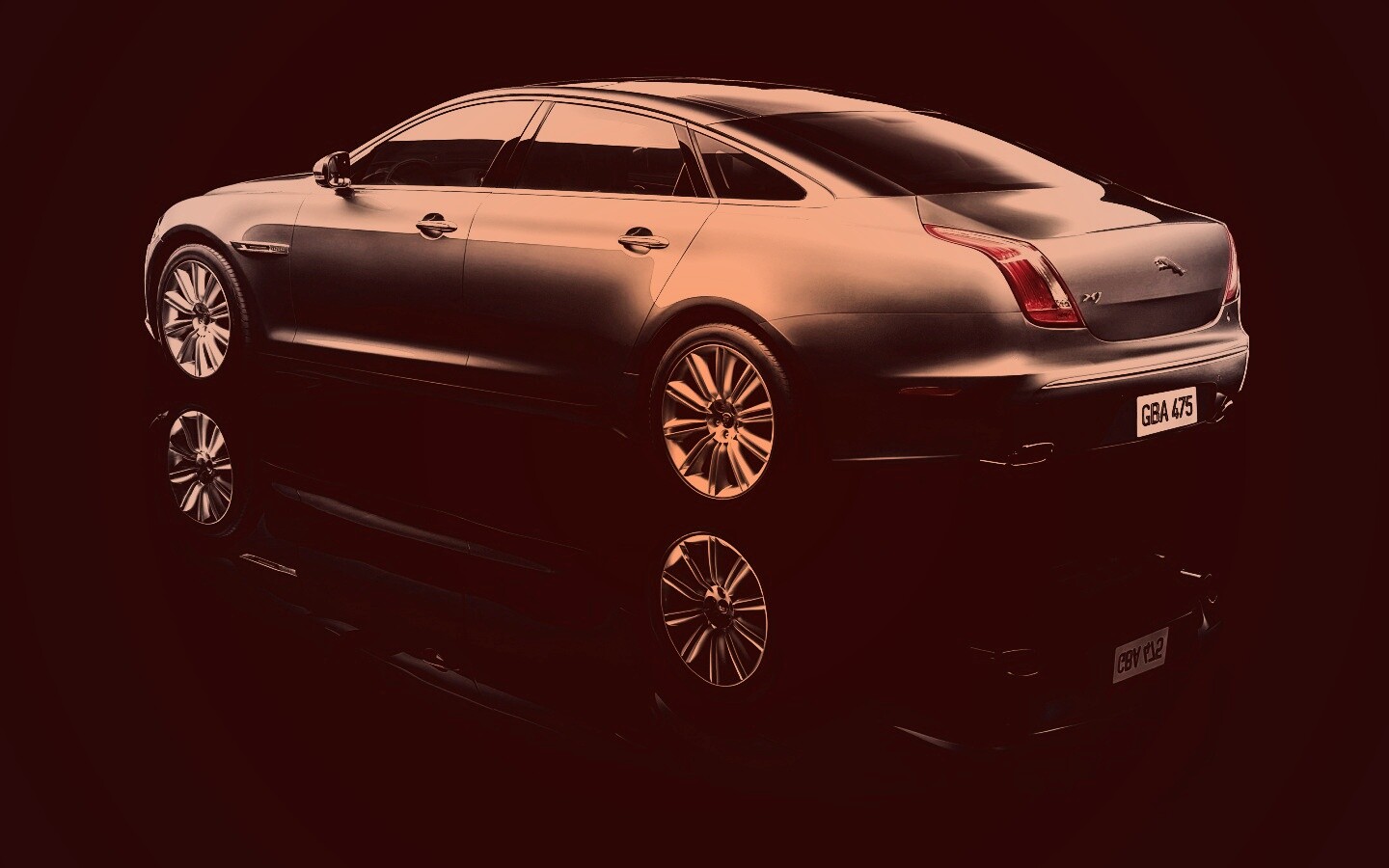 Шикарный седан от ягуар обои