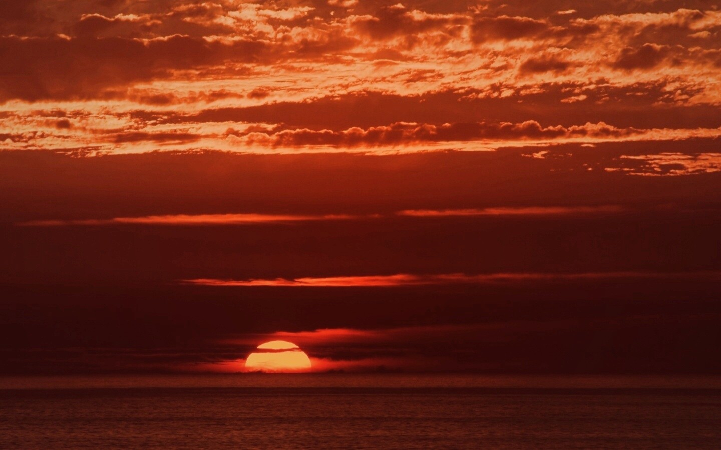 Закат в море обои
