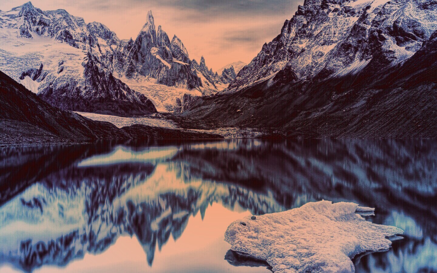 Горное озеро обои