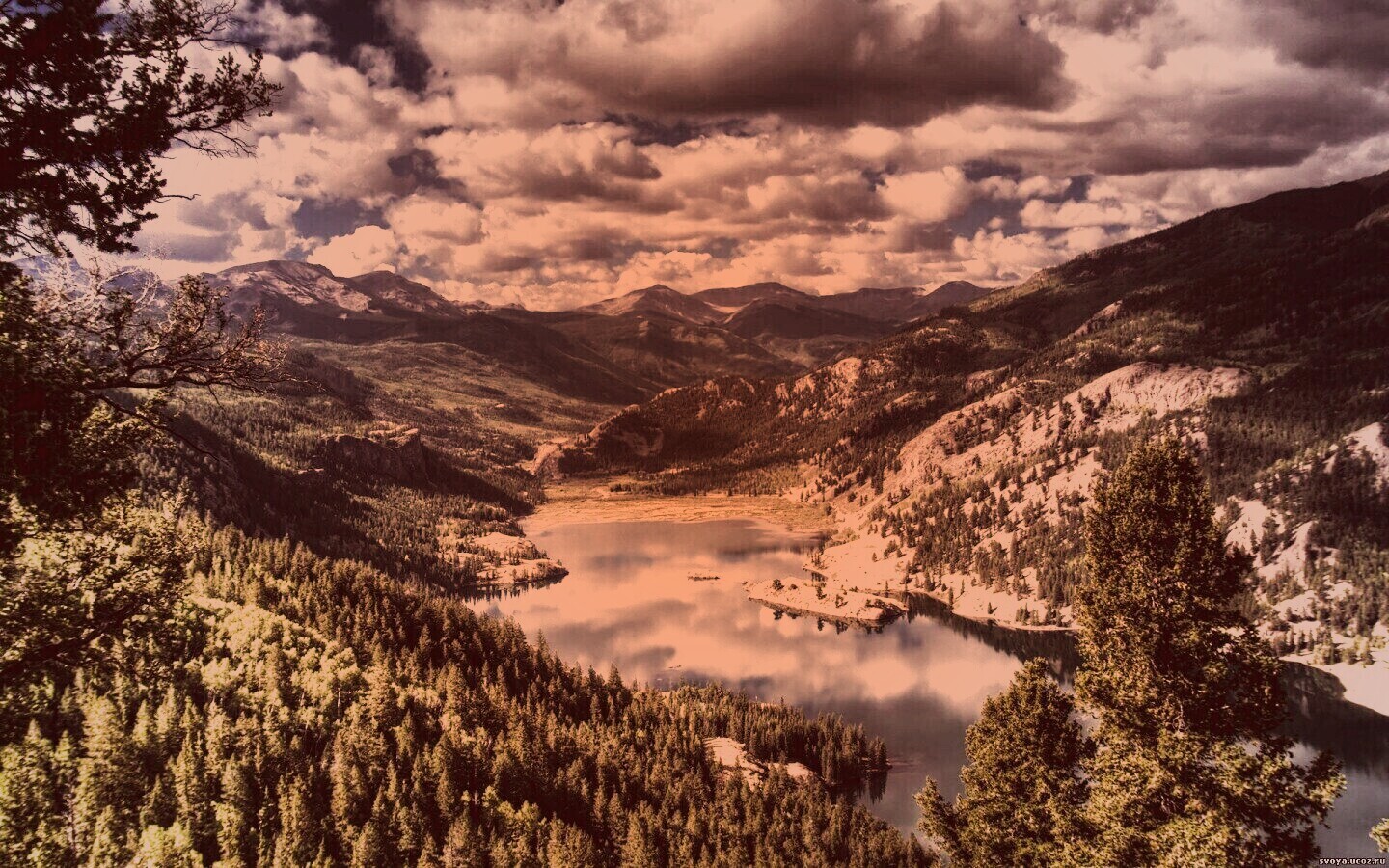 Горное озеро обои