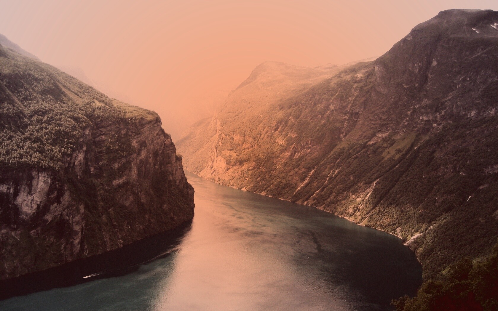 Горная река обои