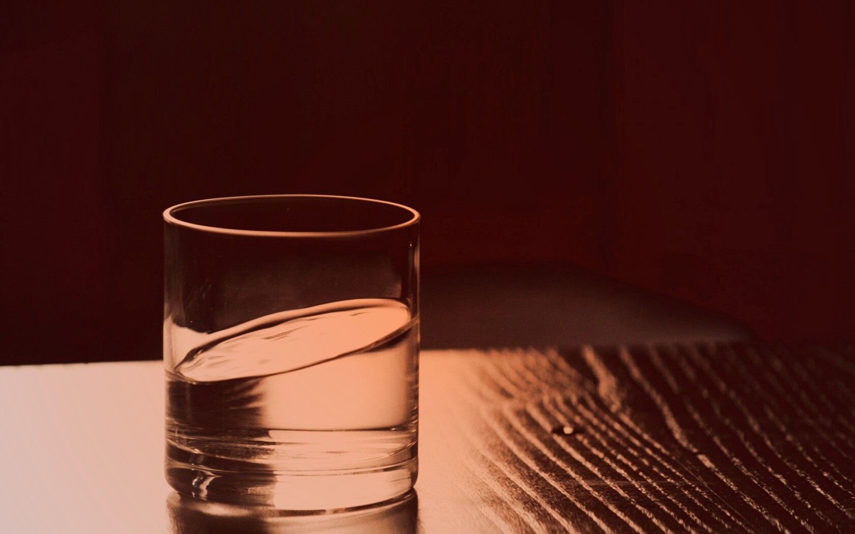 Стакан воды из Начала обои