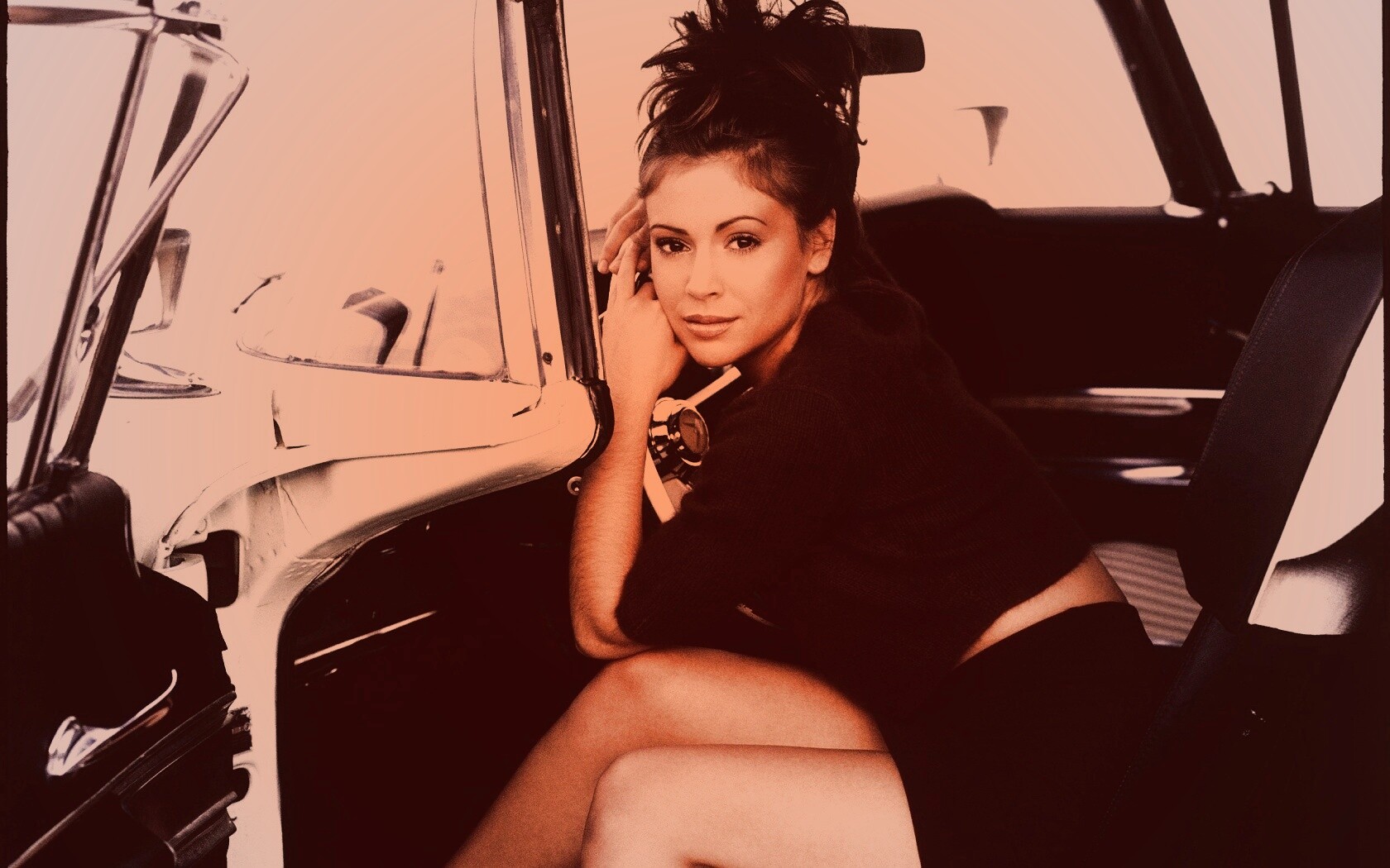 Алиса Милано обои