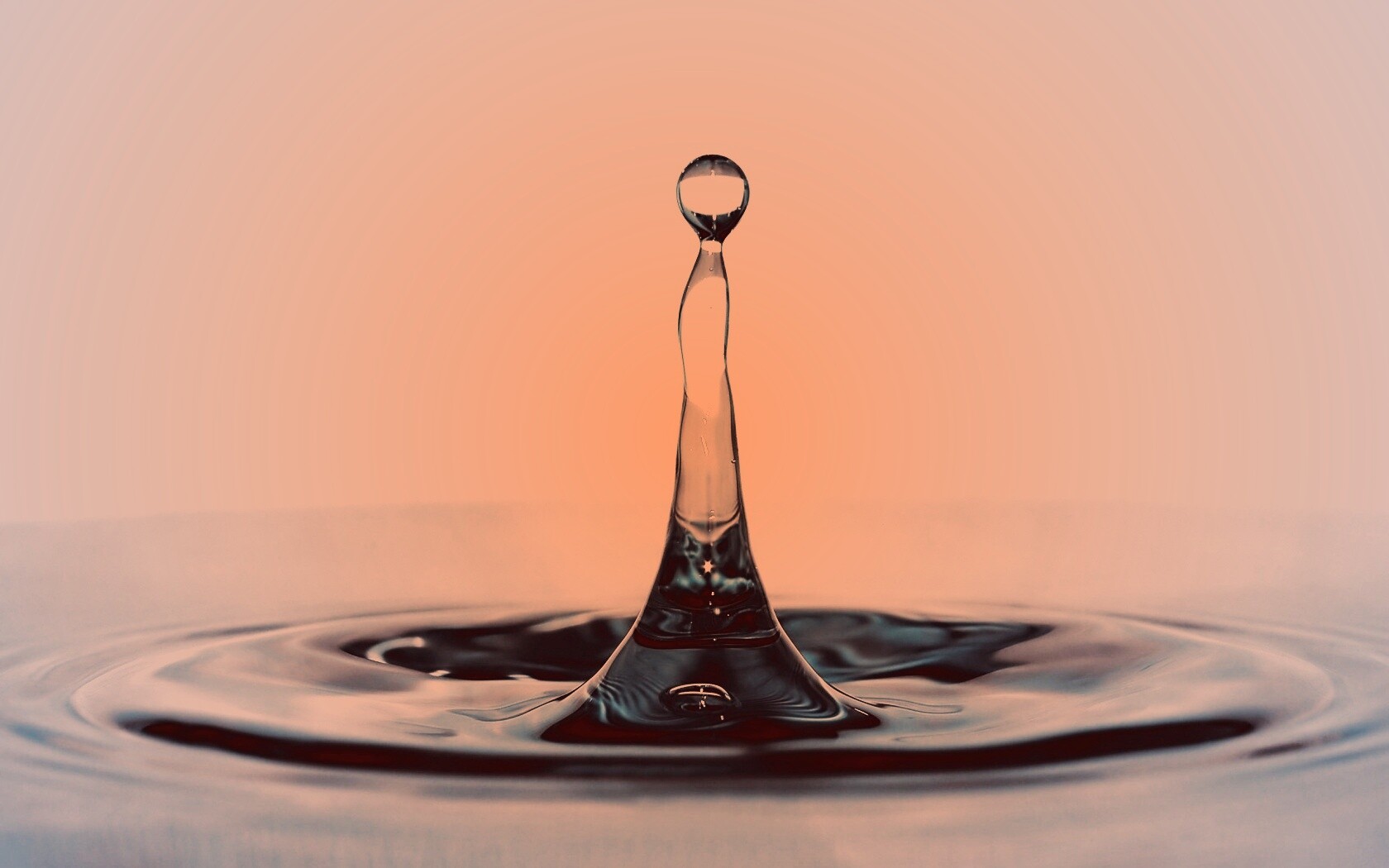 Падение капли обои